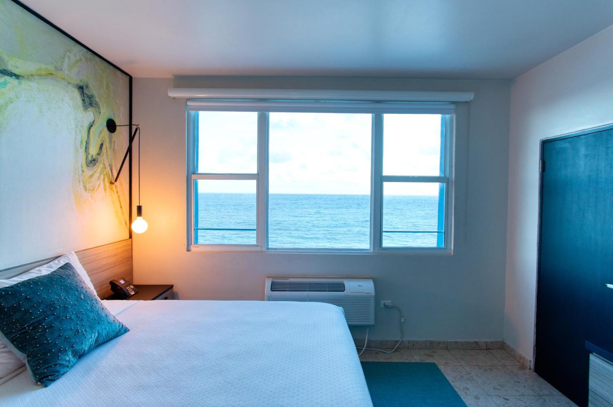The Tryst Beachfront Hotel San Juan Exterior photo
