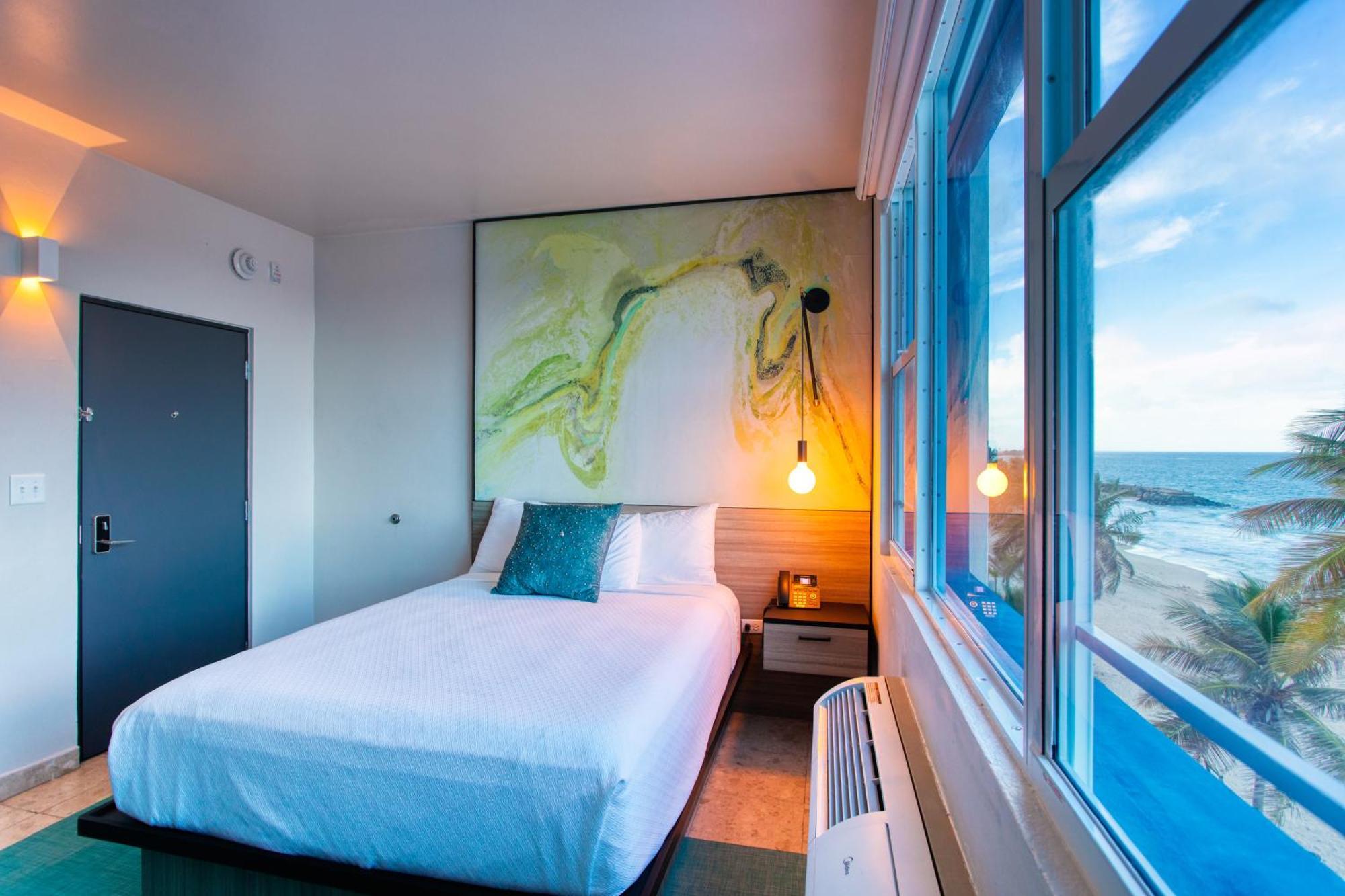 The Tryst Beachfront Hotel San Juan Exterior photo